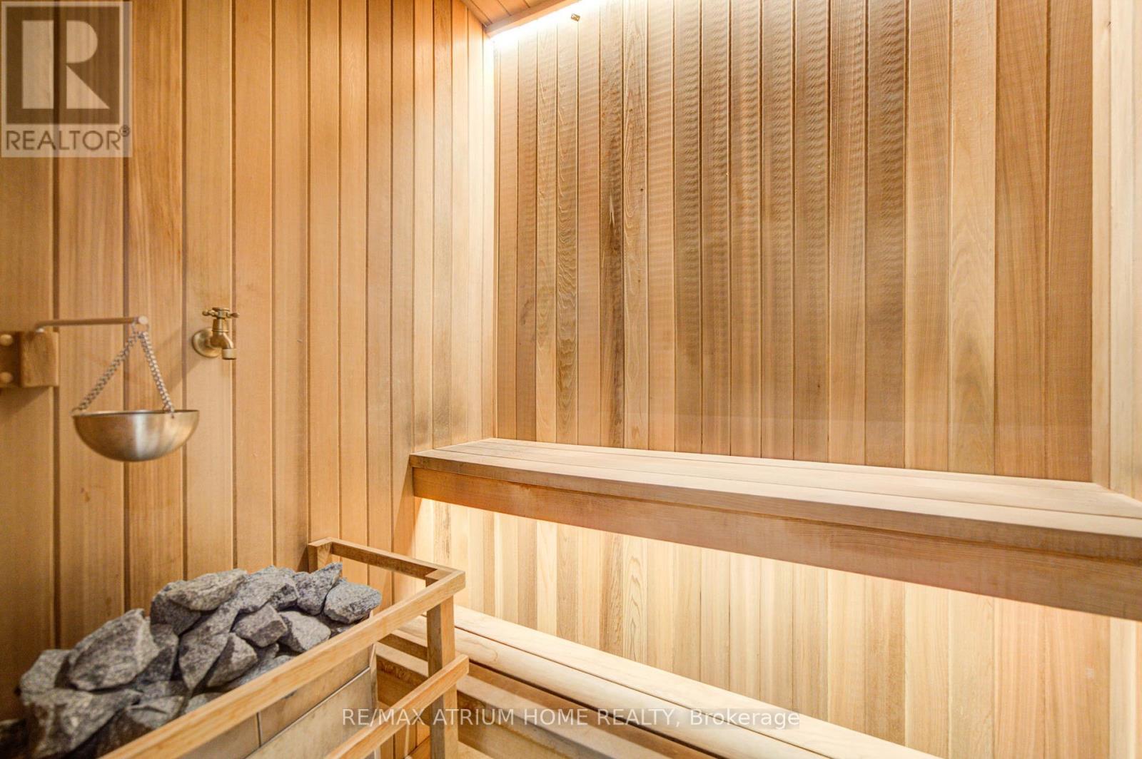 6 Hillholm Road, Toronto, Ontario  M5P 1M2 - Photo 27 - C12811776