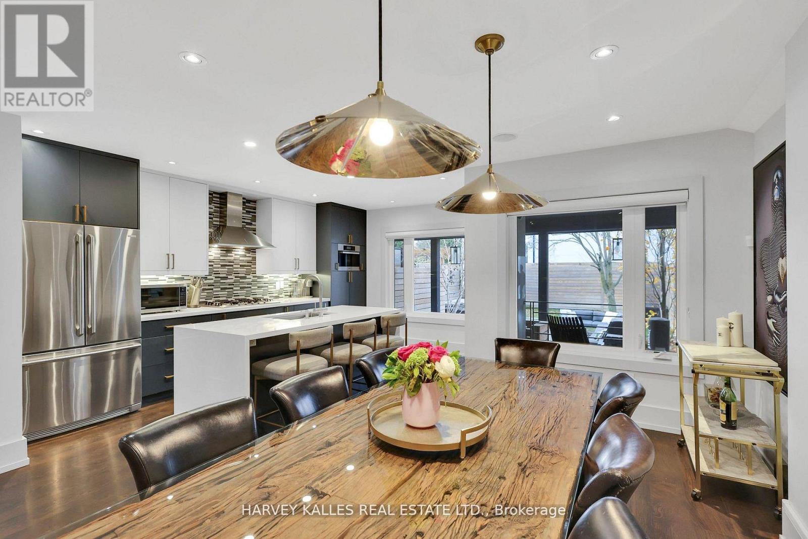 378 Elm Road, Toronto, Ontario  M5M 3V8 - Photo 17 - C12811786