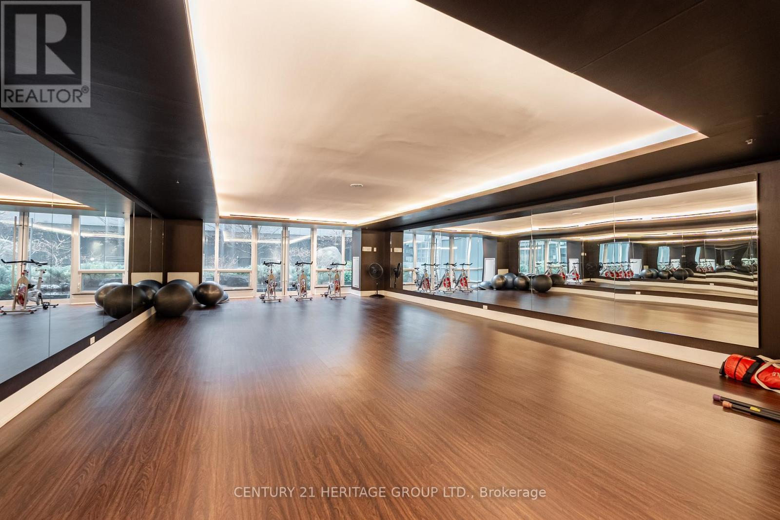 2303 - 80 John Street, Toronto, Ontario  M5V 3X4 - Photo 34 - C12811840