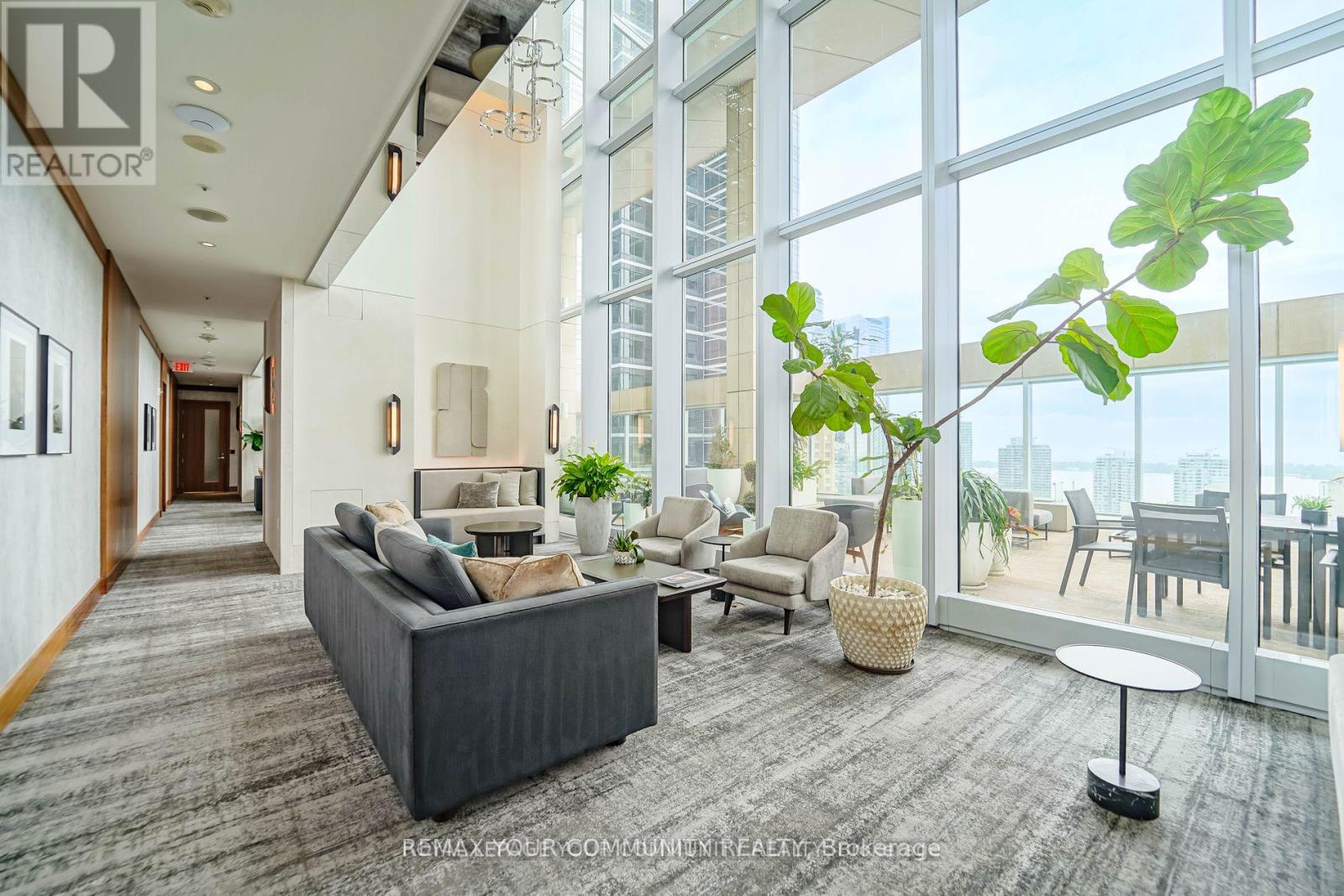 3903 - 183 Wellington Street W, Toronto, Ontario  M5V 0A1 - Photo 32 - C12811850