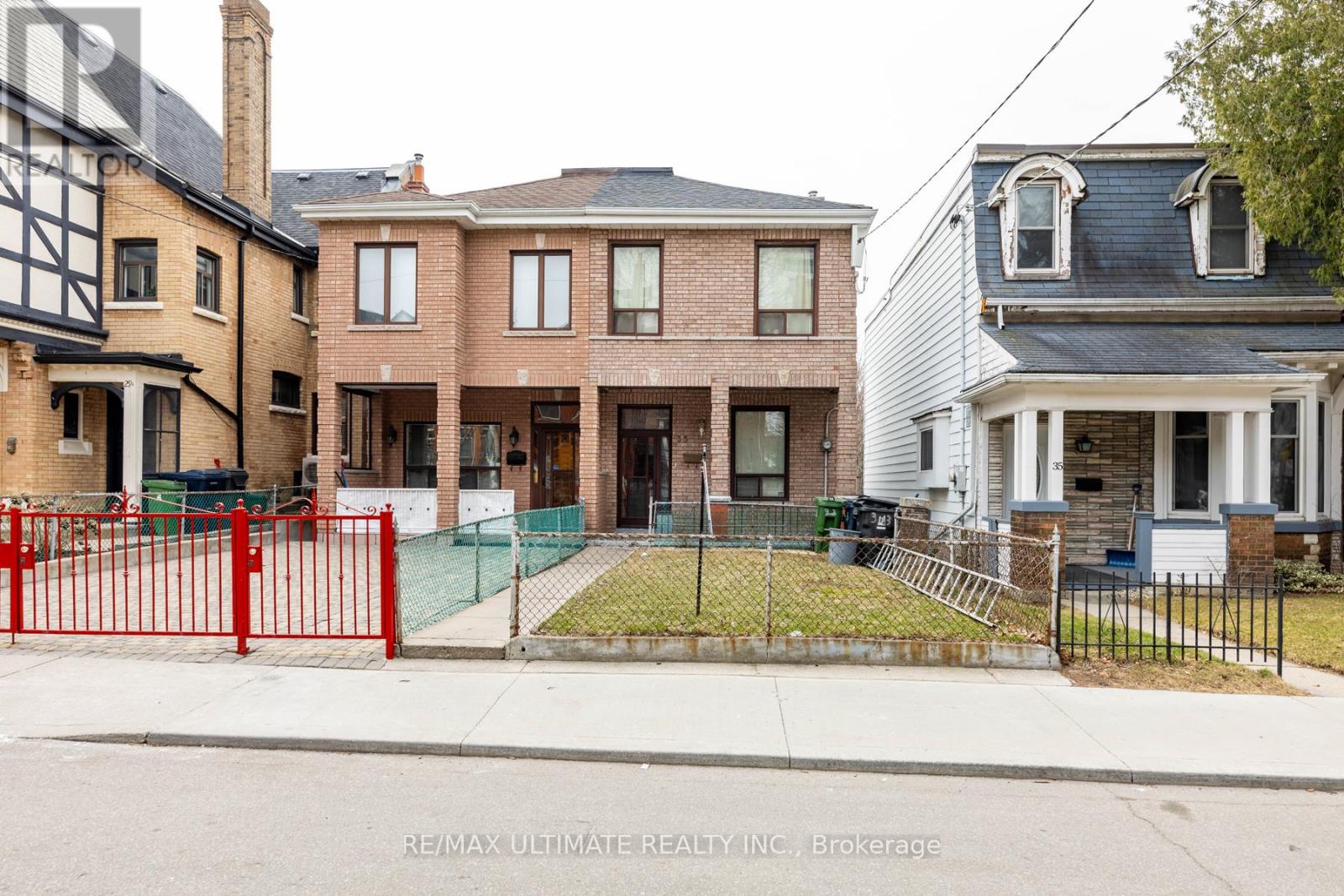 33 Shannon Street, Toronto, Ontario M6J 2E6 - Photo 3 - C12811968