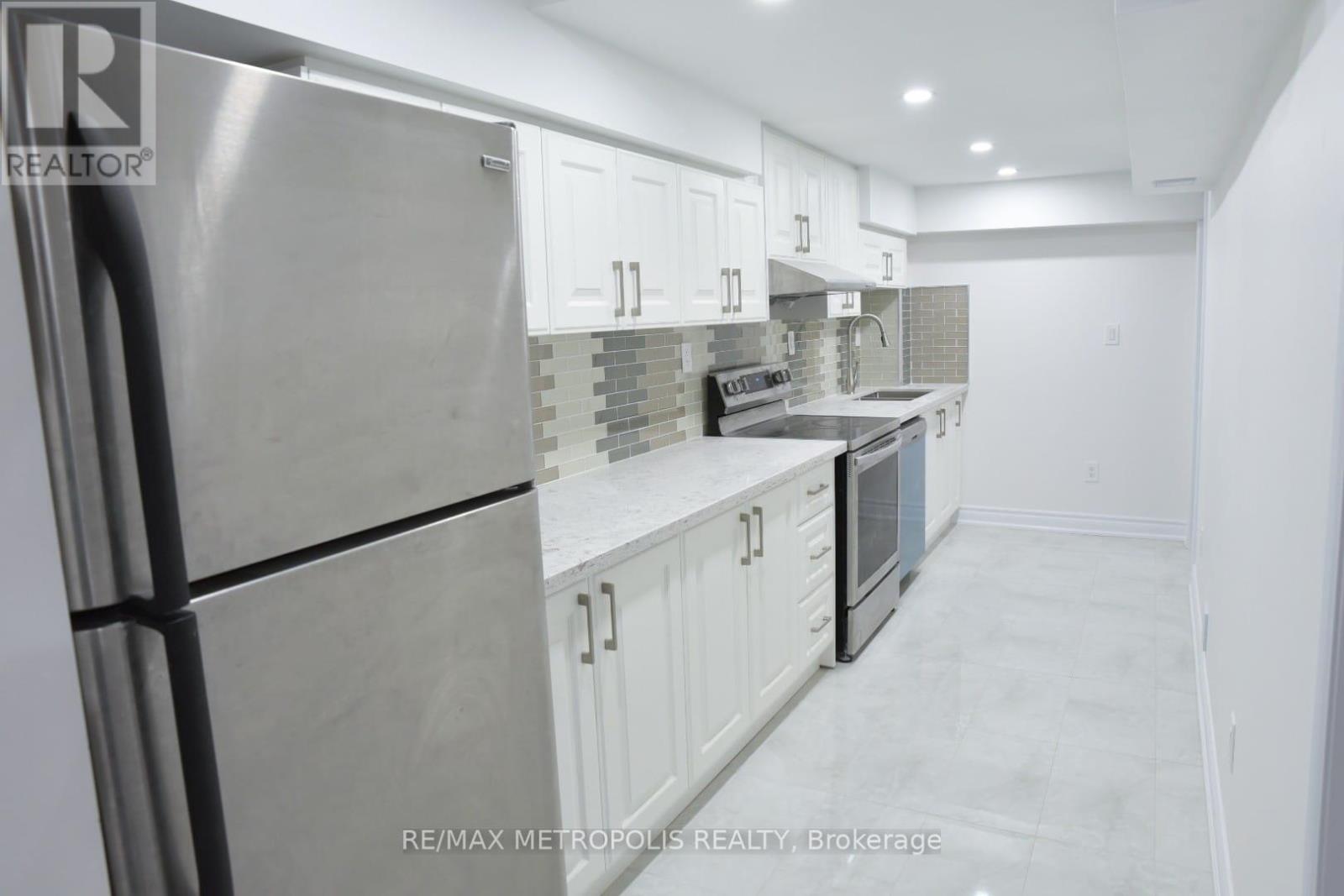 Bsmt - 3 Elston Avenue, Ajax, Ontario  L1Z 0E2 - Photo 12 - E12811866