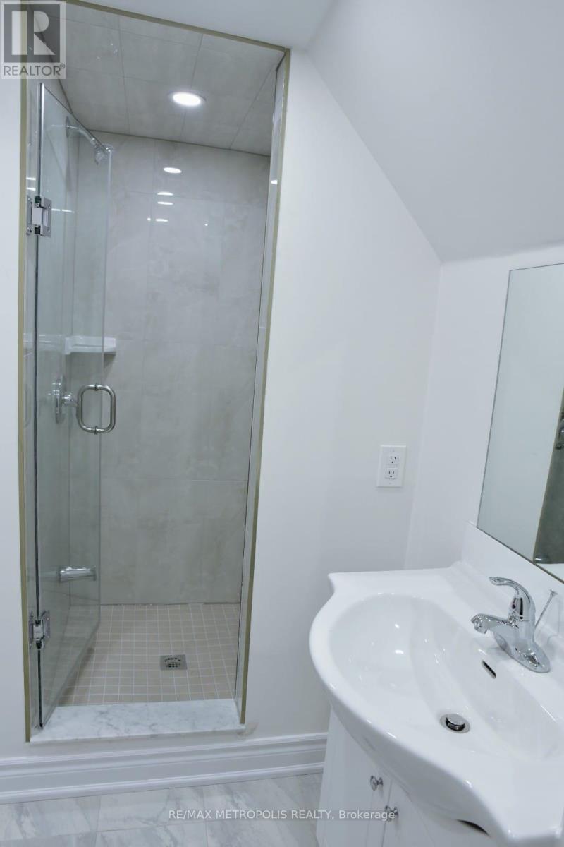 Bsmt - 3 Elston Avenue, Ajax, Ontario  L1Z 0E2 - Photo 24 - E12811866