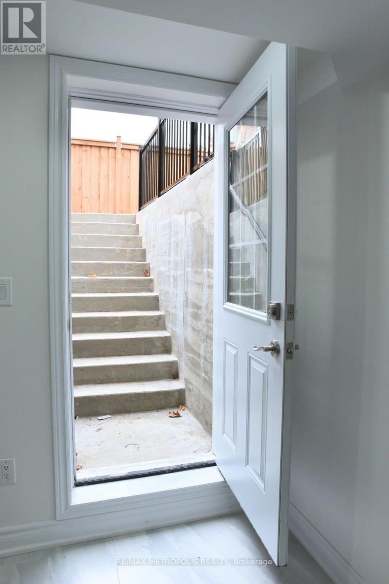 Bsmt - 3 Elston Avenue, Ajax, Ontario  L1Z 0E2 - Photo 4 - E12811866