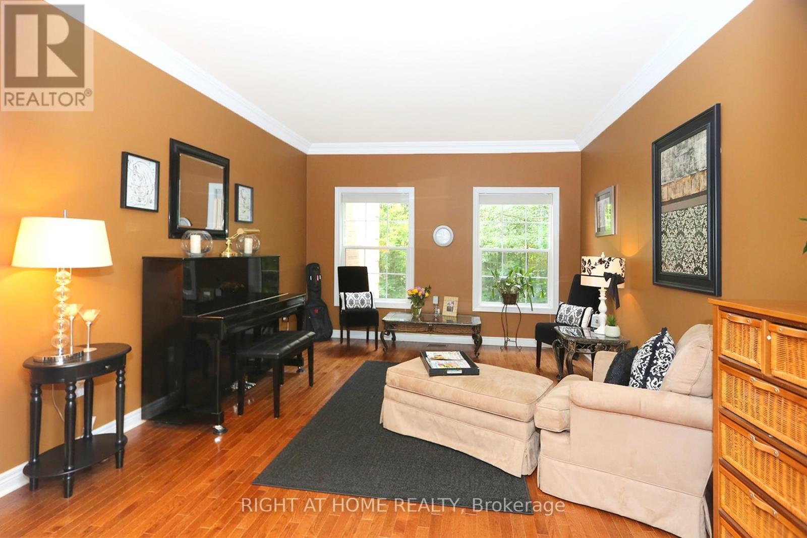 2 Oakview Place, Uxbridge, Ontario  L9P 0L1 - Photo 13 - N12811732