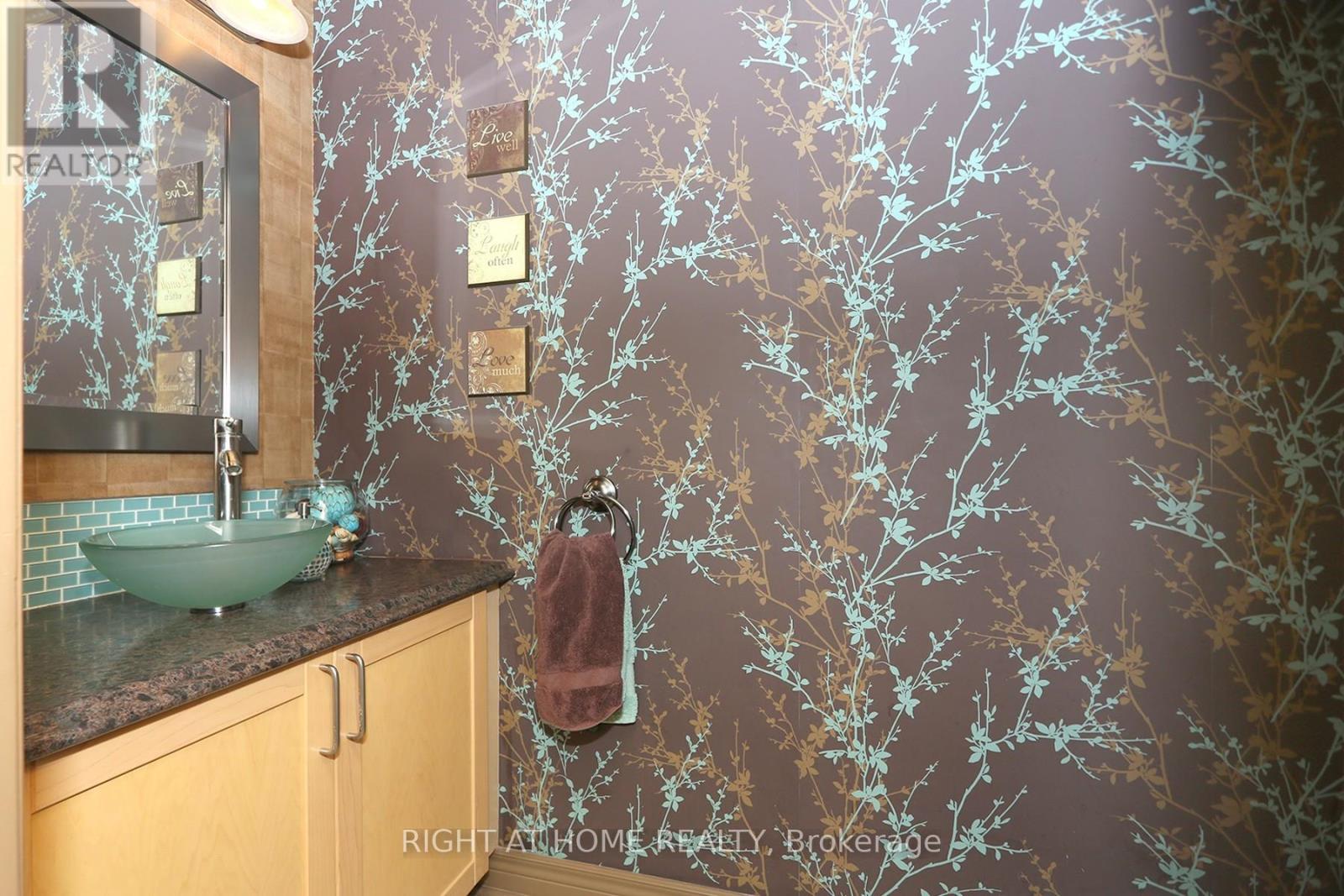 2 Oakview Place, Uxbridge, Ontario  L9P 0L1 - Photo 16 - N12811732