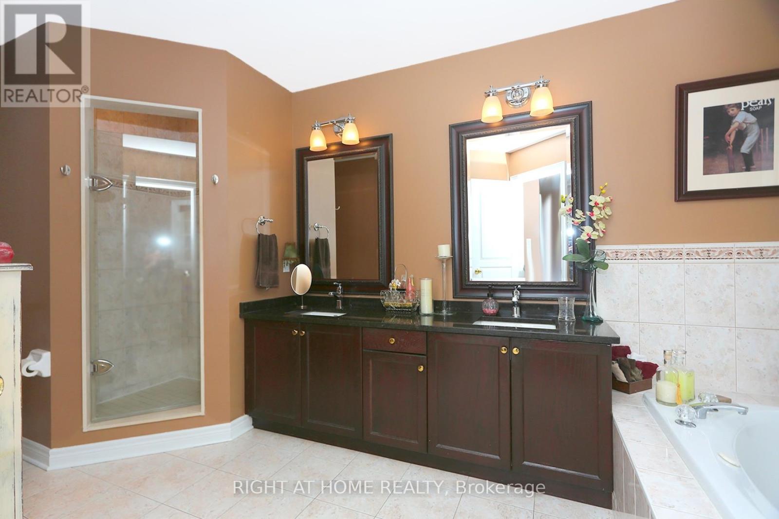 2 Oakview Place, Uxbridge, Ontario  L9P 0L1 - Photo 20 - N12811732