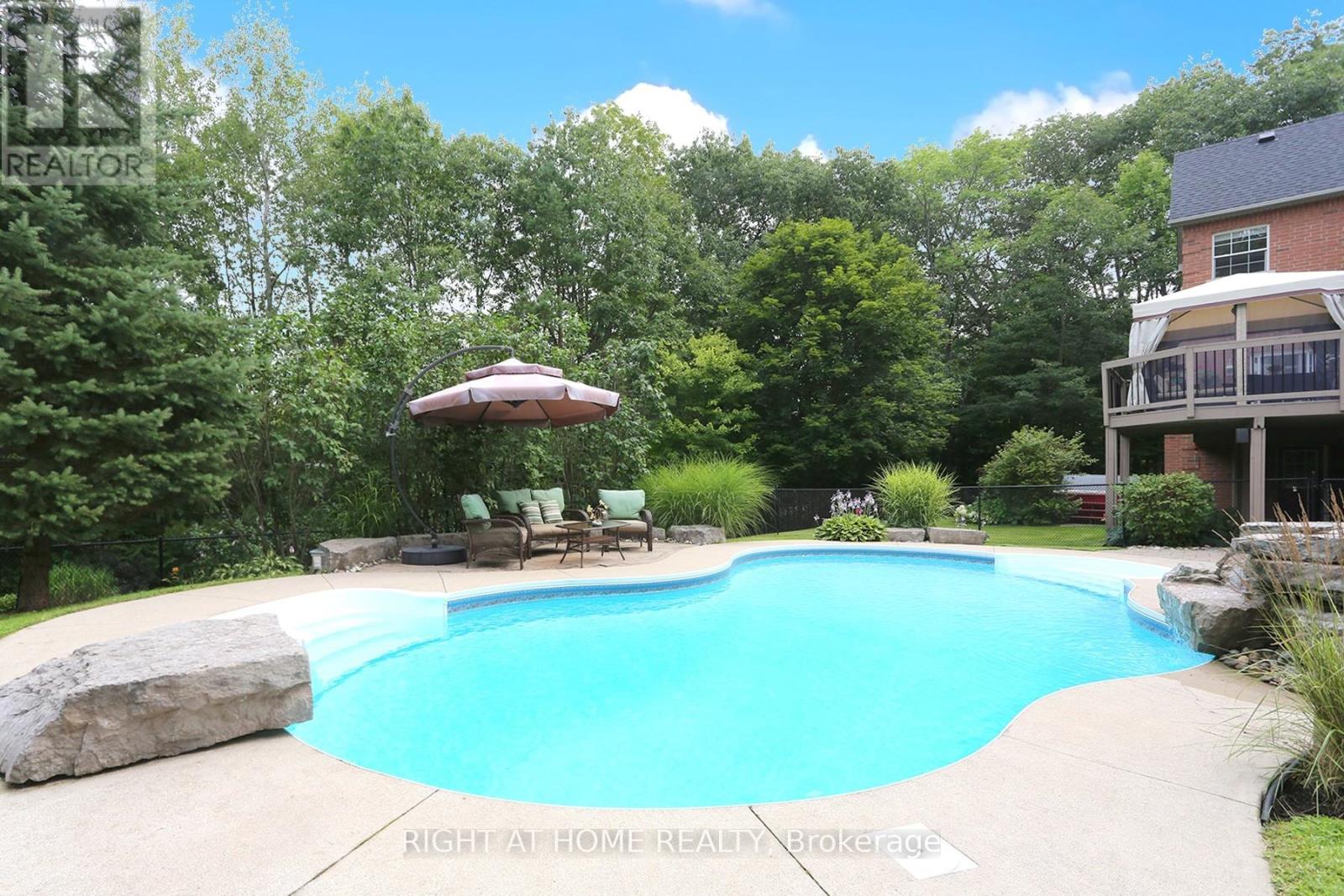 2 Oakview Place, Uxbridge, Ontario  L9P 0L1 - Photo 31 - N12811732