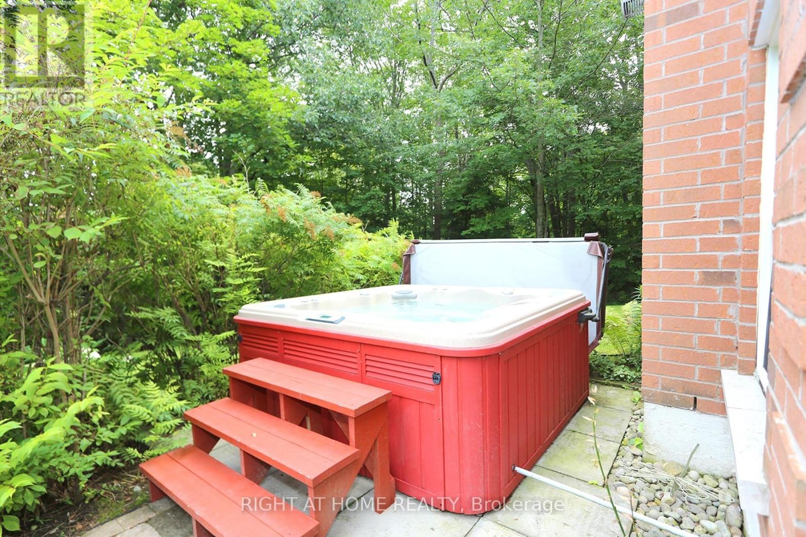 2 Oakview Place, Uxbridge, Ontario  L9P 0L1 - Photo 35 - N12811732