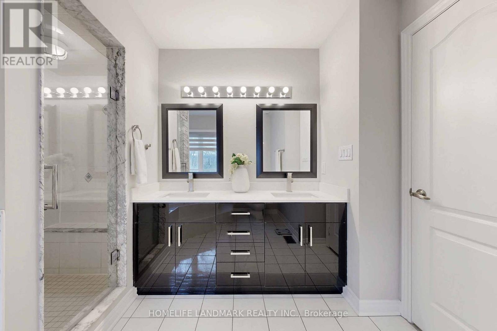 18 Olympus Drive, Richmond Hill, Ontario  L4S 2J3 - Photo 30 - N12811744