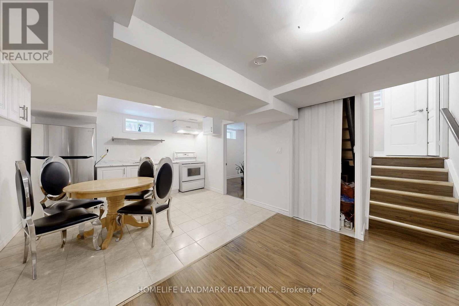 18 Olympus Drive, Richmond Hill, Ontario  L4S 2J3 - Photo 38 - N12811744