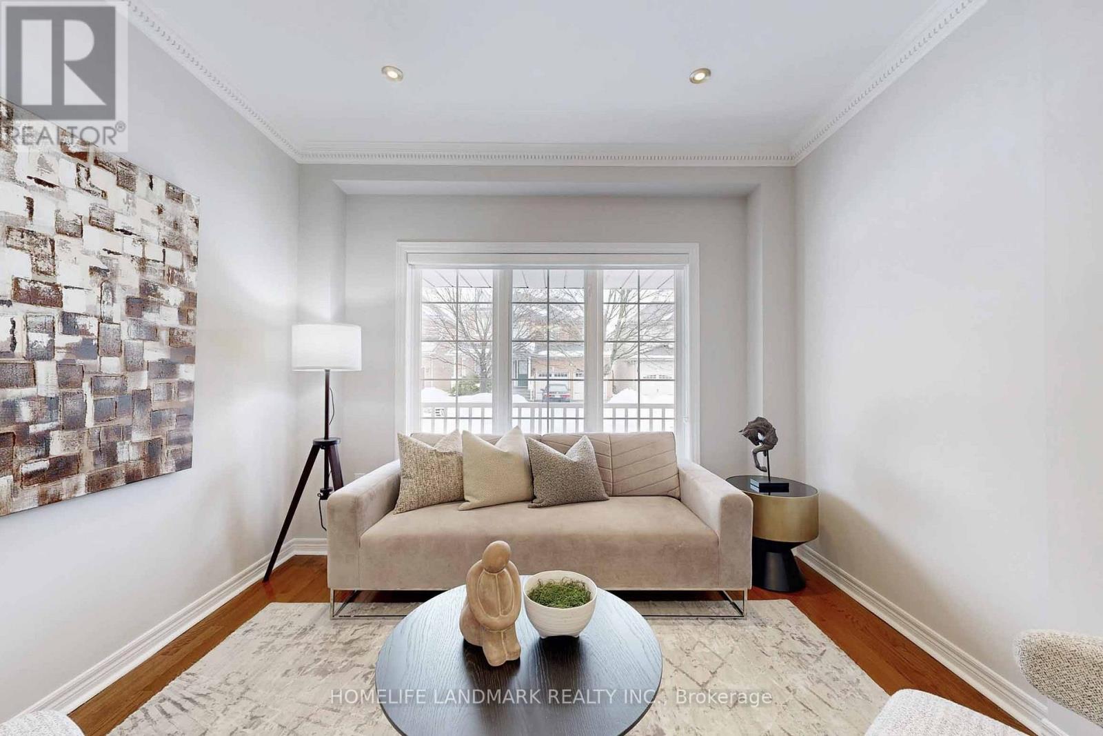 18 Olympus Drive, Richmond Hill, Ontario  L4S 2J3 - Photo 5 - N12811744