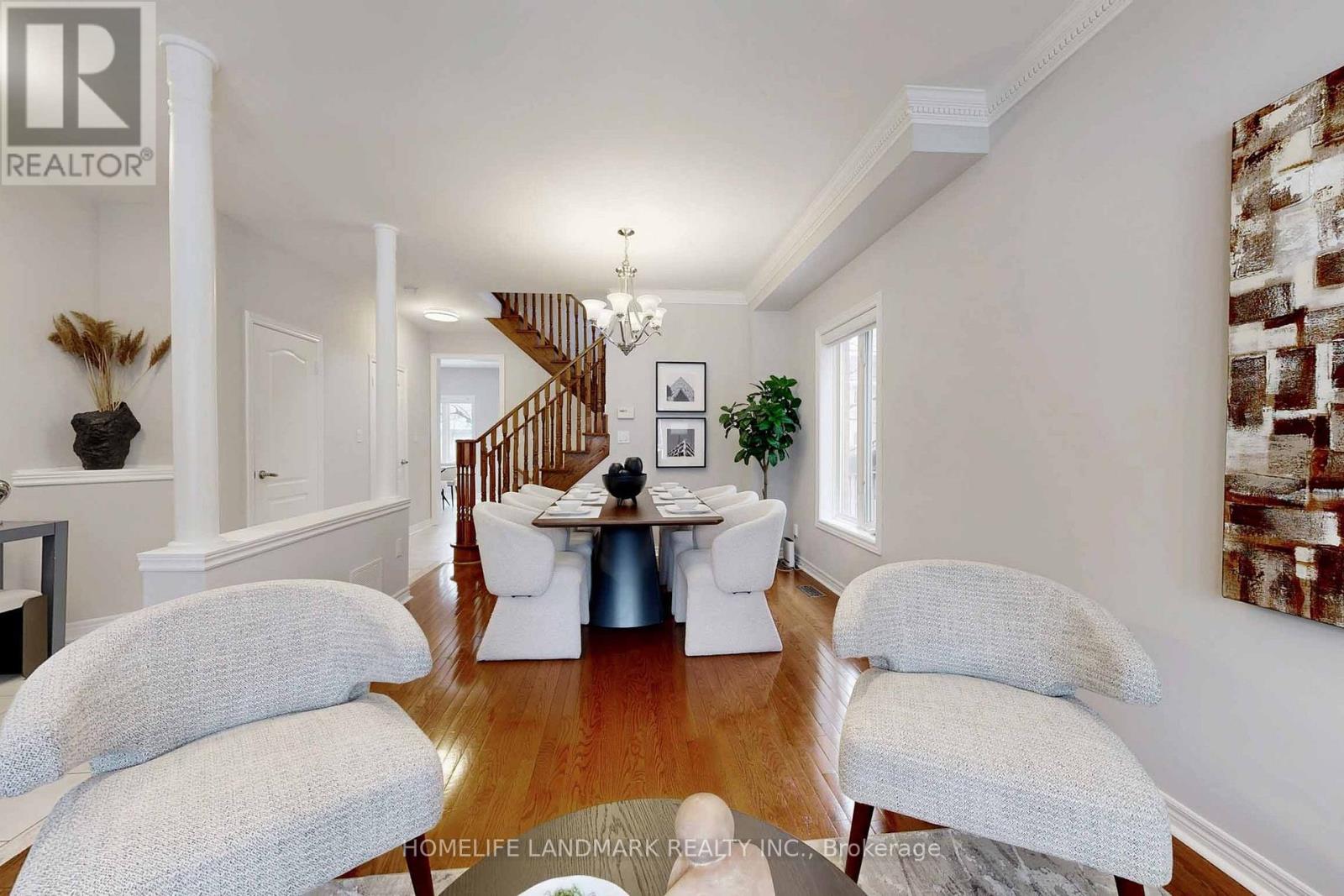 18 Olympus Drive, Richmond Hill, Ontario  L4S 2J3 - Photo 7 - N12811744