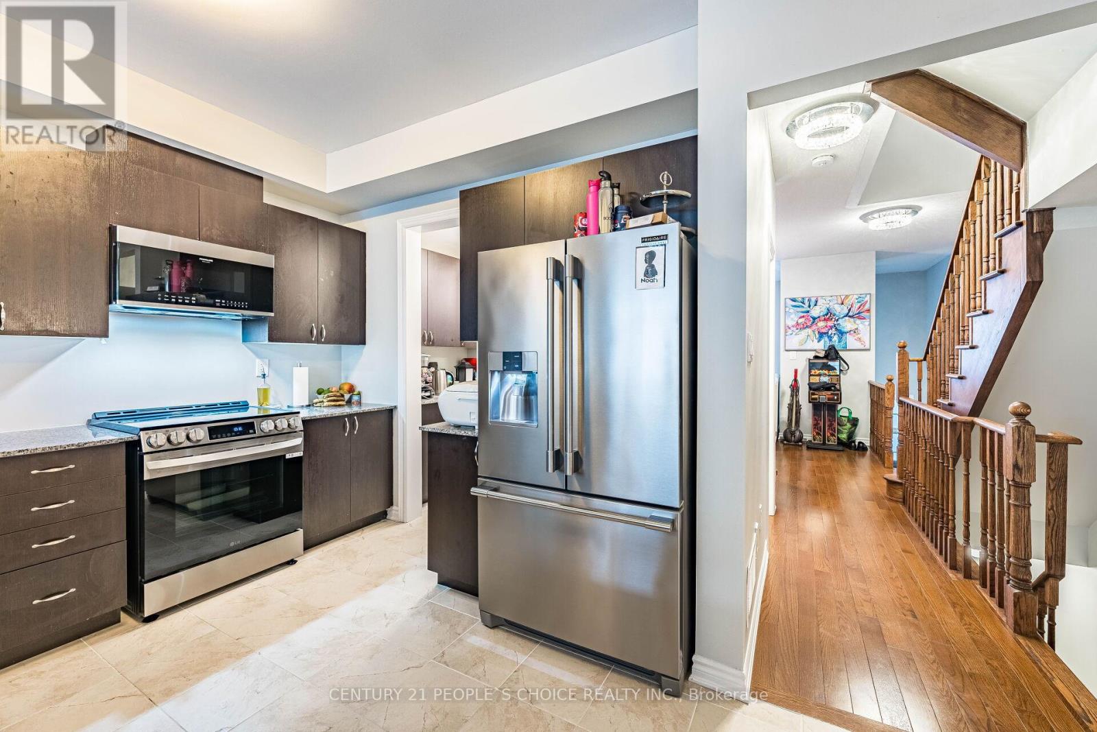 142 Farooq Boulevard S, Vaughan, Ontario  L4H 4S1 - Photo 12 - N12811754