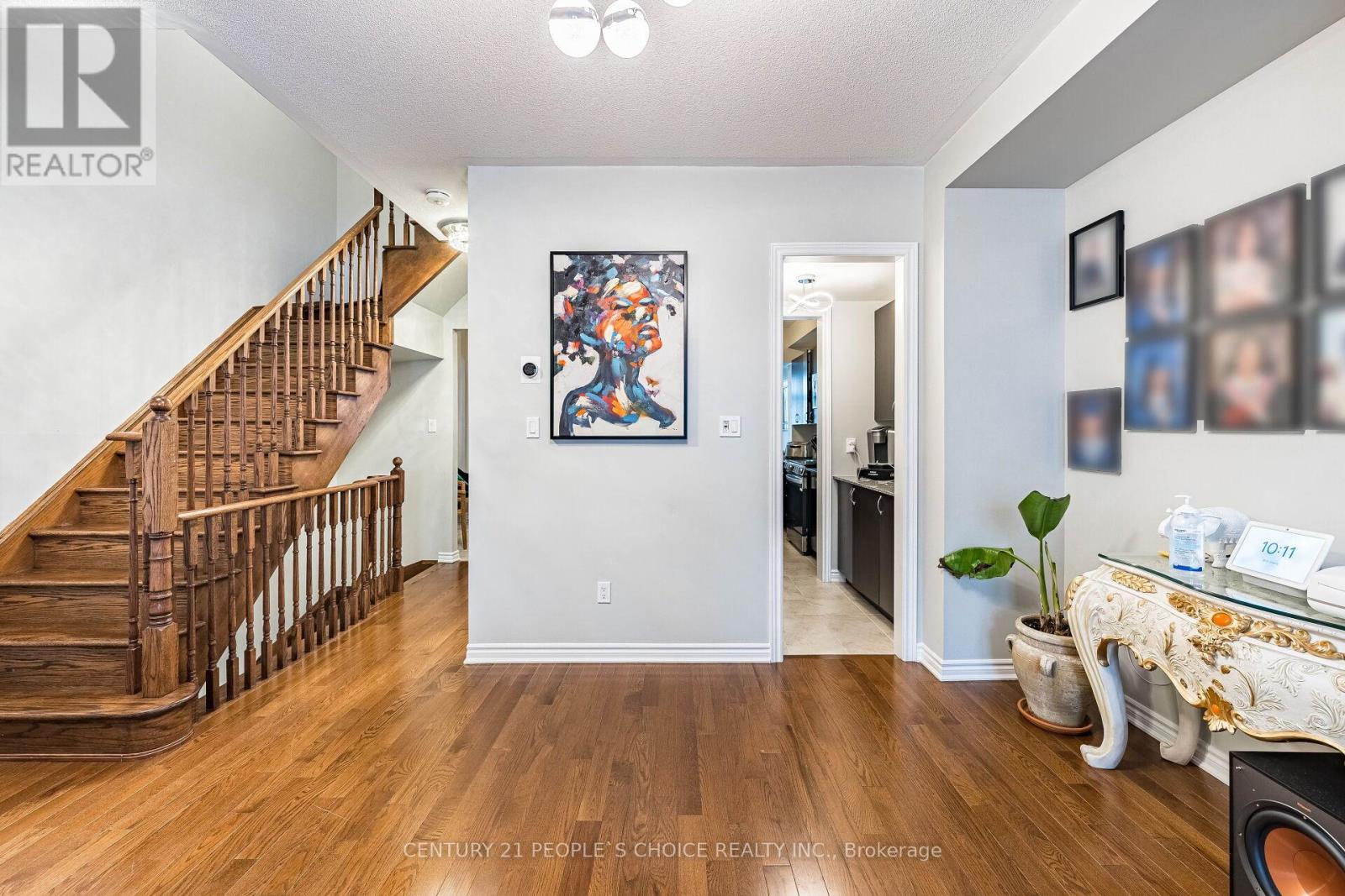 142 Farooq Boulevard S, Vaughan, Ontario  L4H 4S1 - Photo 9 - N12811754