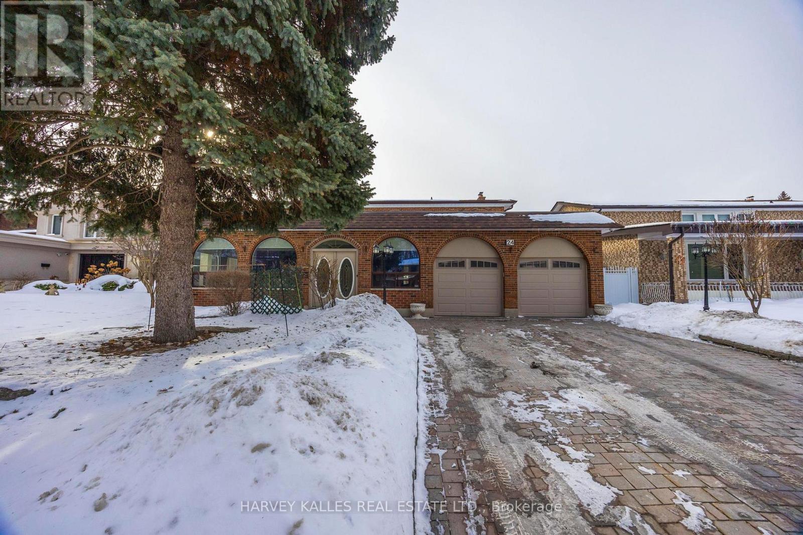 24 Francis Street, Vaughan, Ontario  L4L 1P6 - Photo 1 - N12811854
