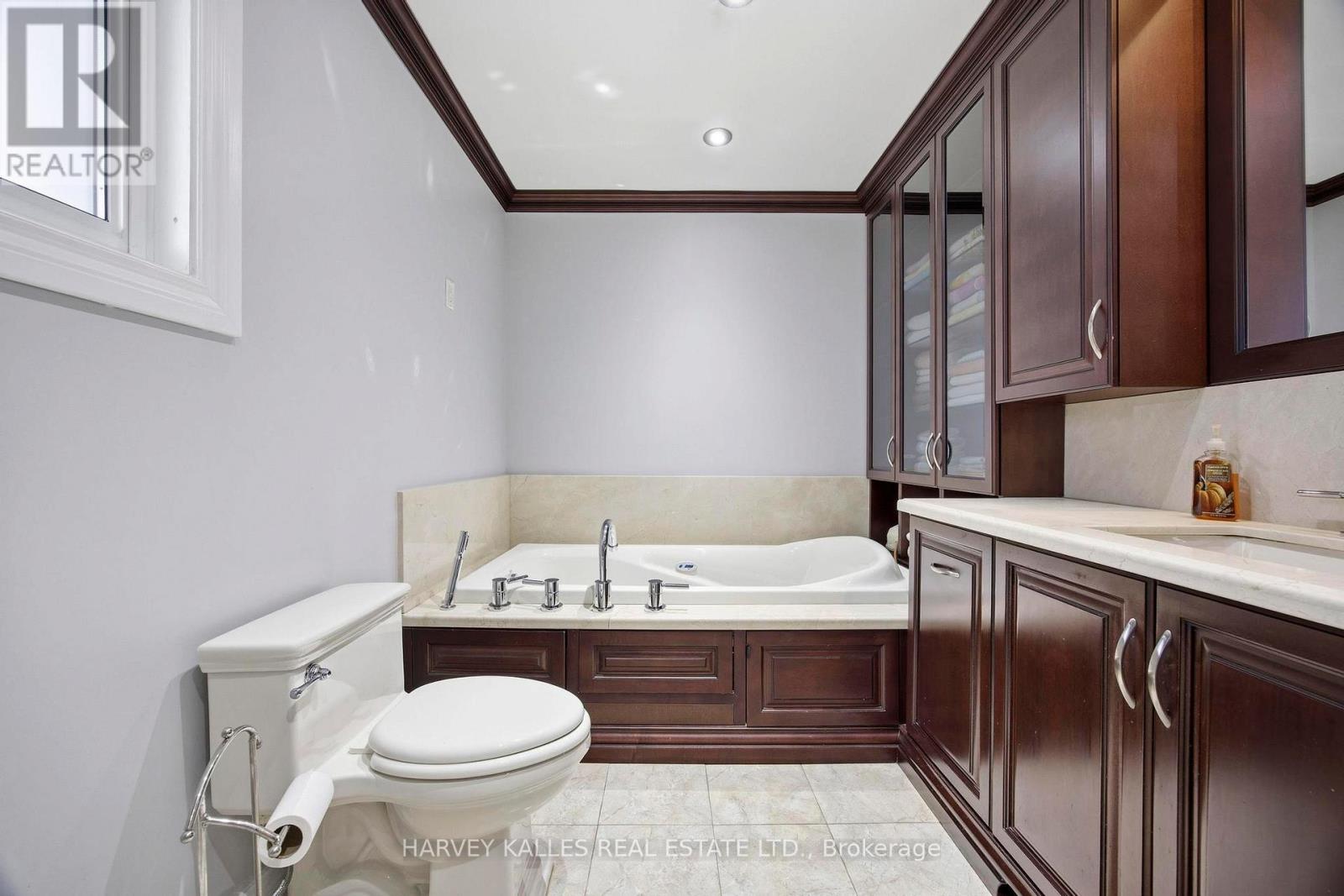 24 Francis Street, Vaughan, Ontario  L4L 1P6 - Photo 25 - N12811854