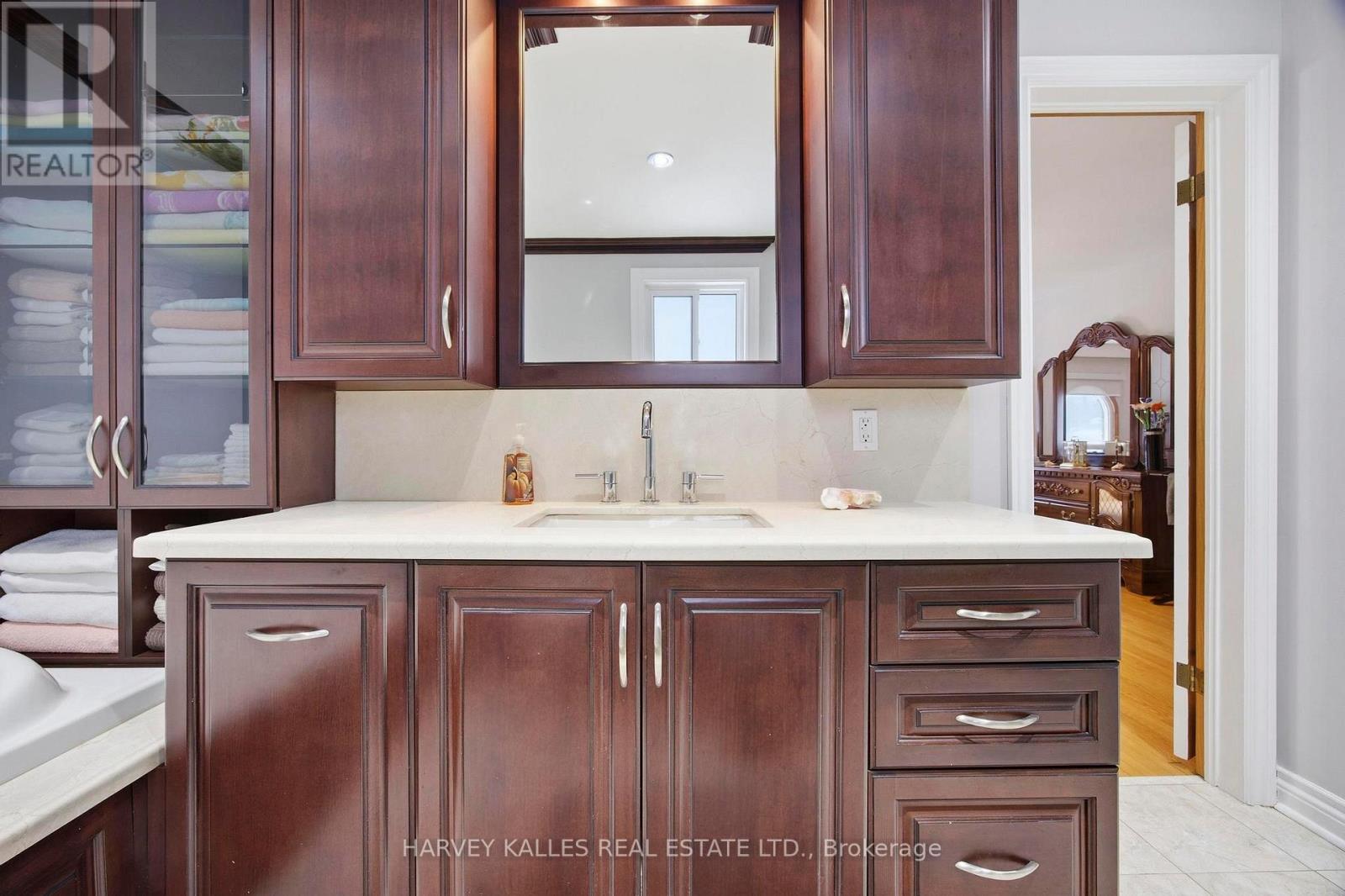 24 Francis Street, Vaughan, Ontario  L4L 1P6 - Photo 26 - N12811854