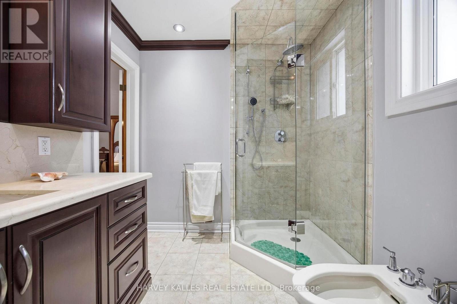 24 Francis Street, Vaughan, Ontario  L4L 1P6 - Photo 27 - N12811854