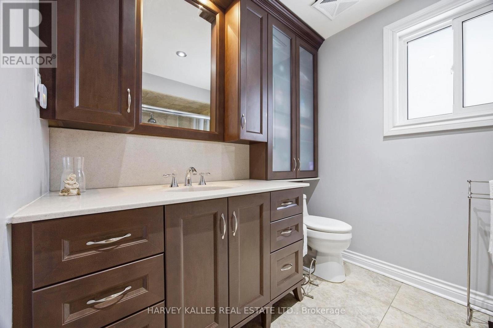 24 Francis Street, Vaughan, Ontario  L4L 1P6 - Photo 32 - N12811854