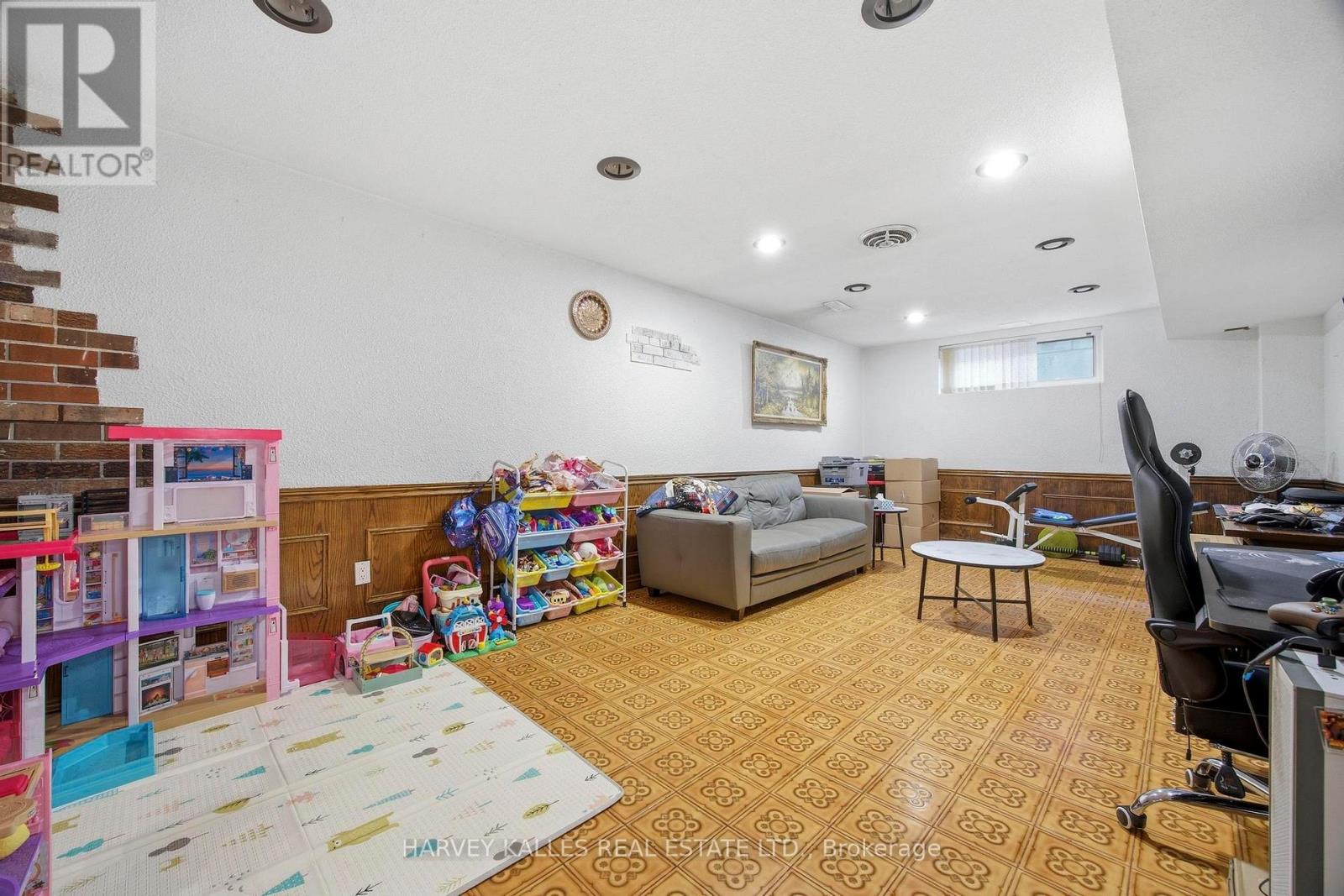 24 Francis Street, Vaughan, Ontario  L4L 1P6 - Photo 40 - N12811854