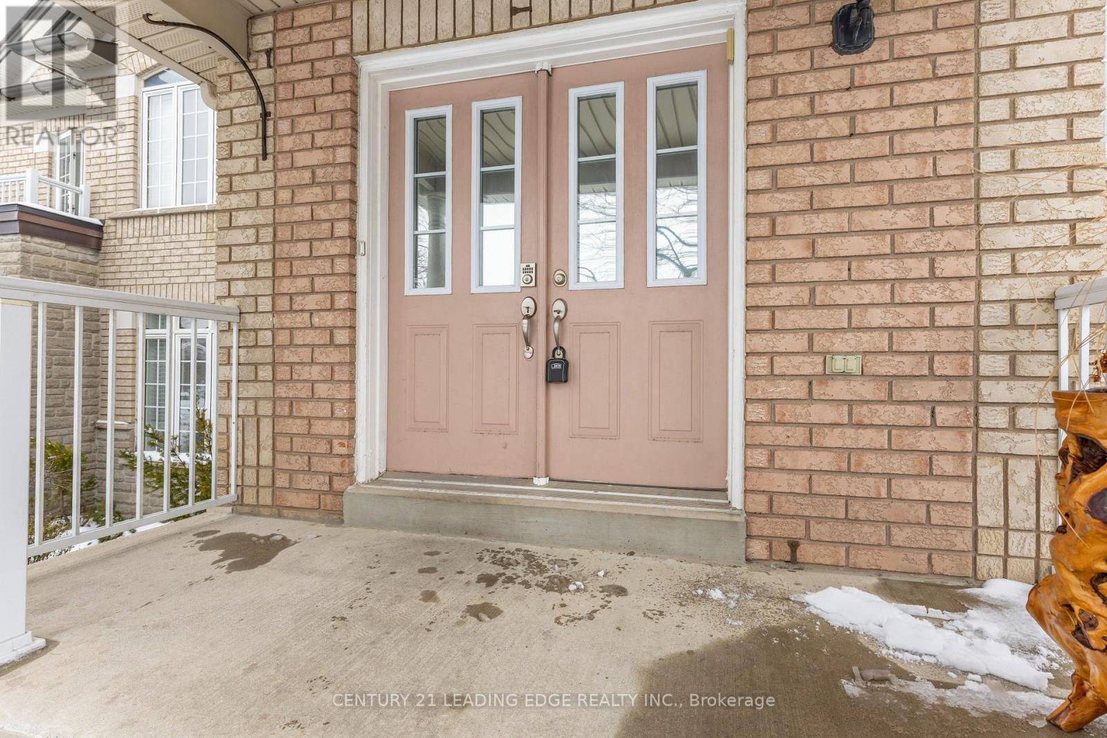 20 Bucksaw Drive, Vaughan, Ontario  L4H 2H6 - Photo 2 - N12811908