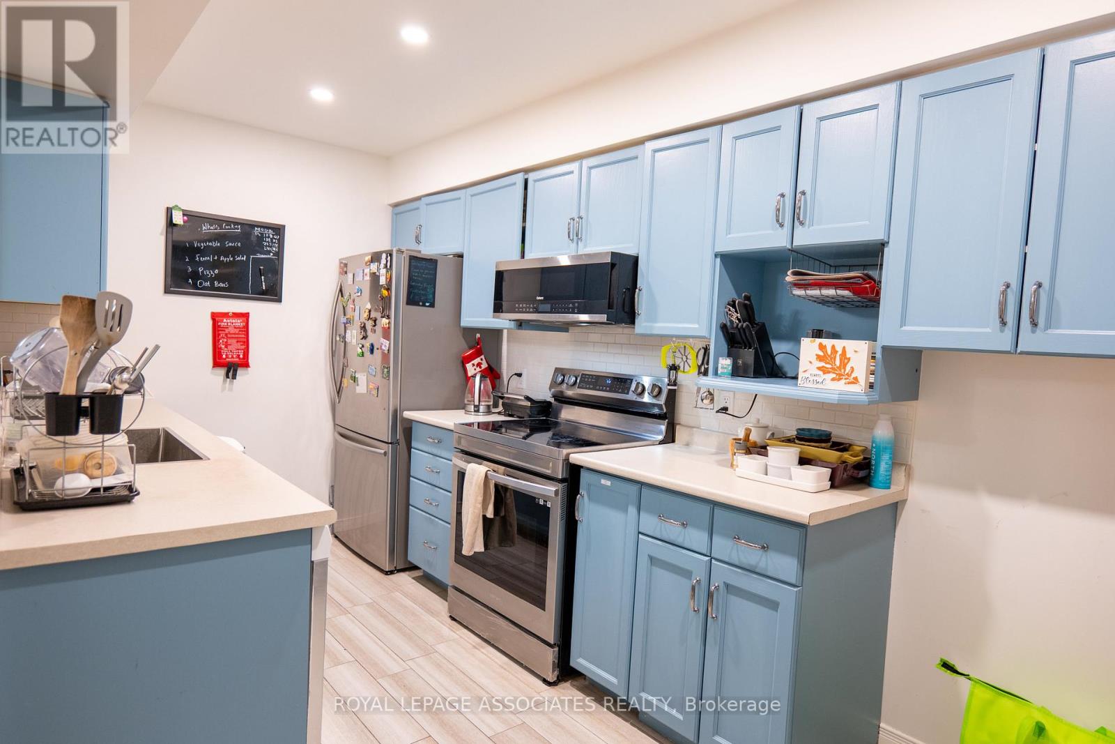 114 - 900 Steeles Avenue W, Vaughan, Ontario  L4J 8C2 - Photo 6 - N12811928