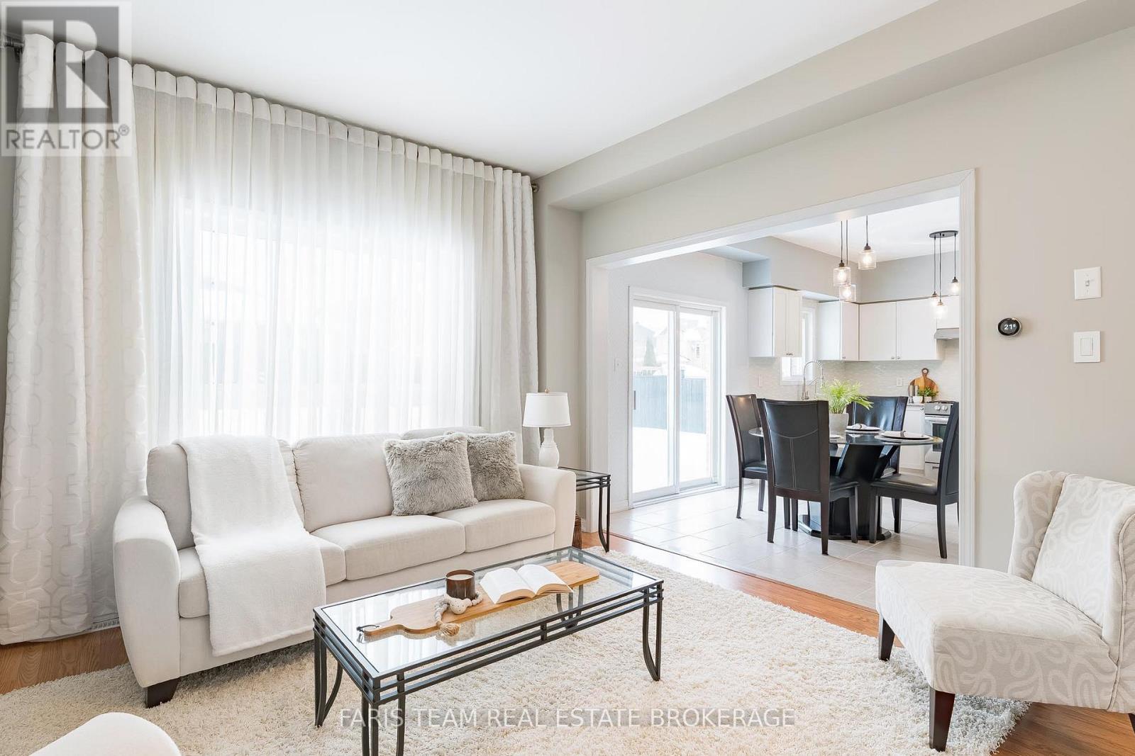 36 Connaught Lane, Barrie (Innis-Shore), Ontario  L4M 0A6 - Photo 17 - S12811806