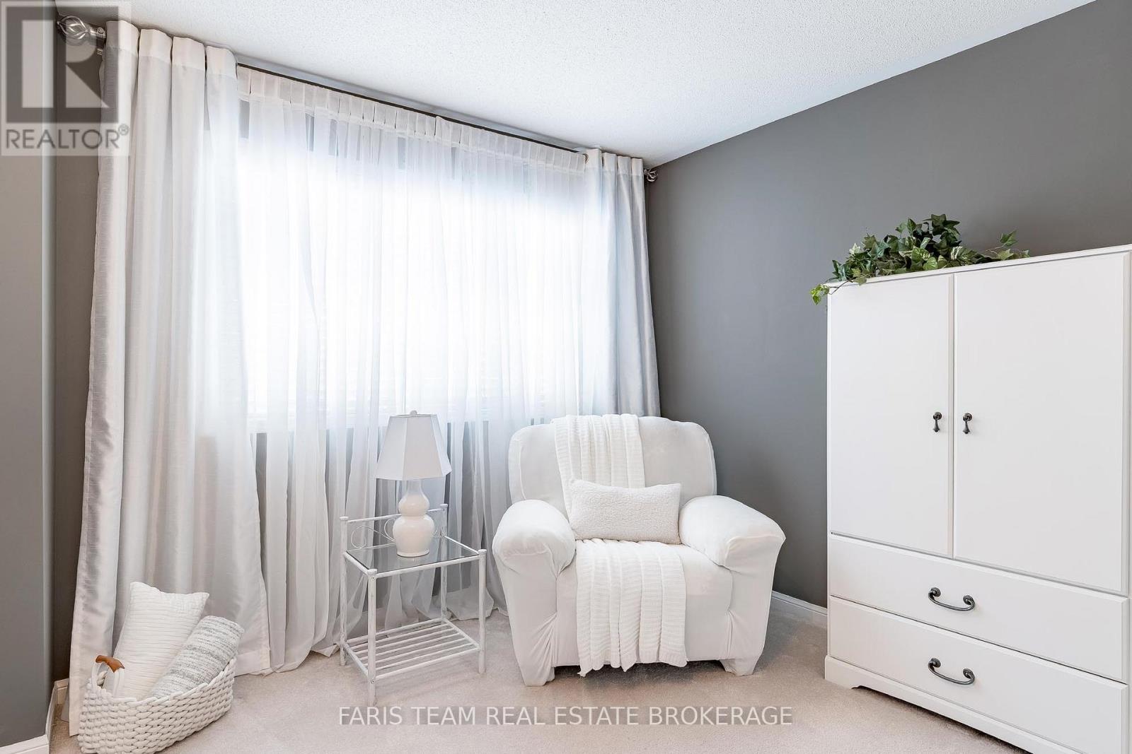 36 Connaught Lane, Barrie (Innis-Shore), Ontario  L4M 0A6 - Photo 24 - S12811806