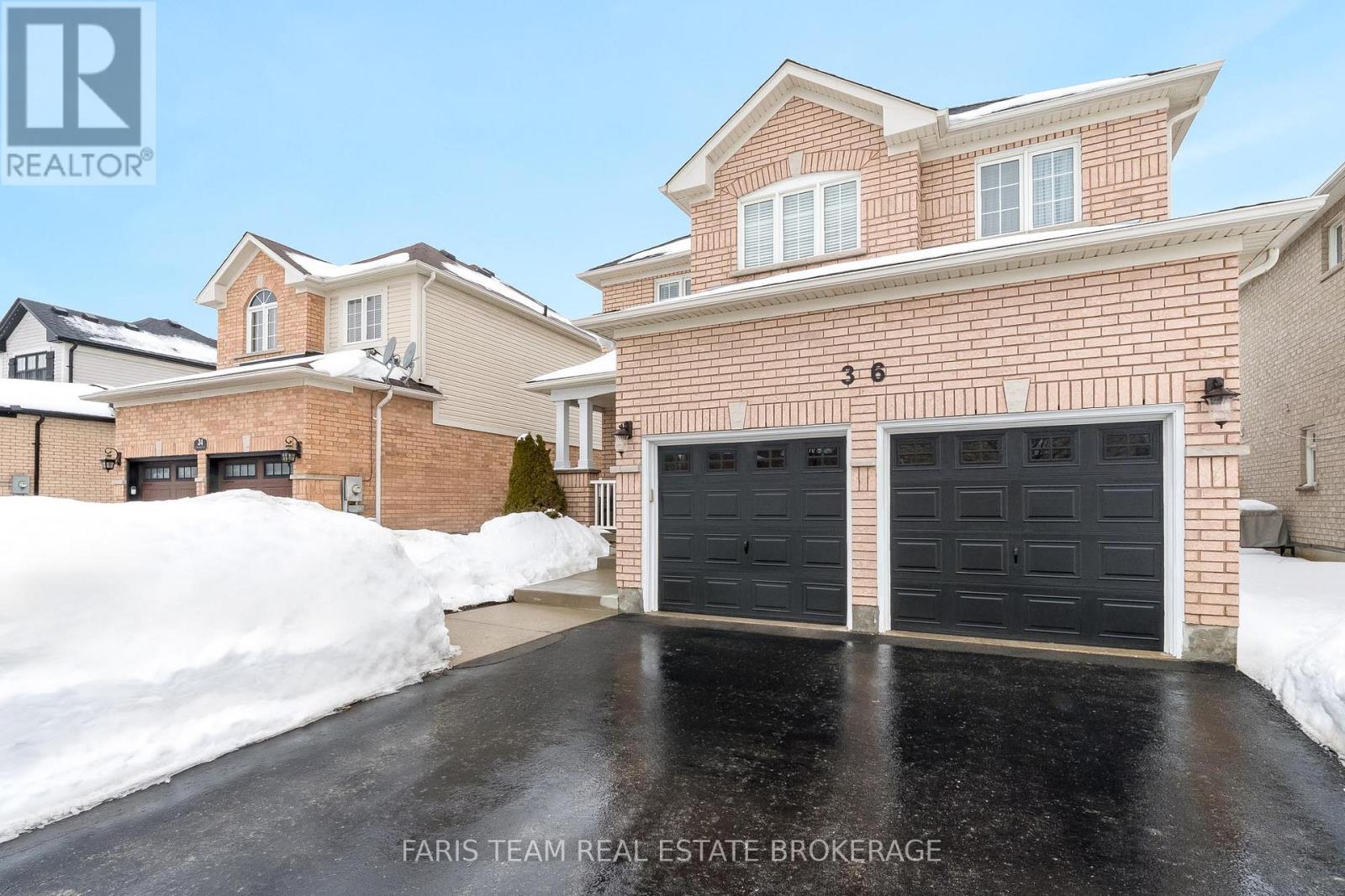 36 Connaught Lane, Barrie (Innis-Shore), Ontario  L4M 0A6 - Photo 4 - S12811806