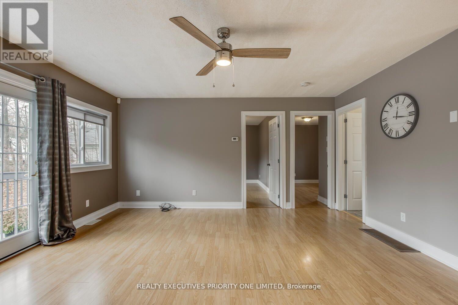 8 Musquake Court, Tiny, Ontario  L9M 0B2 - Photo 5 - S12811862