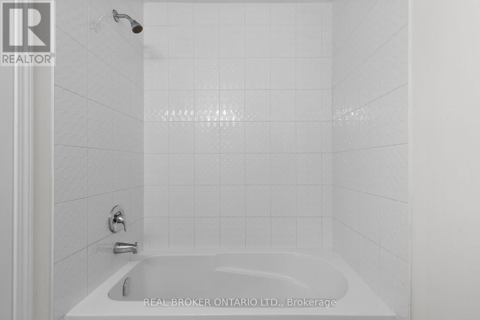 3317 Summerhill Way, Severn (West Shore), Ontario L3V 0E1 - Photo 17 - S12811902