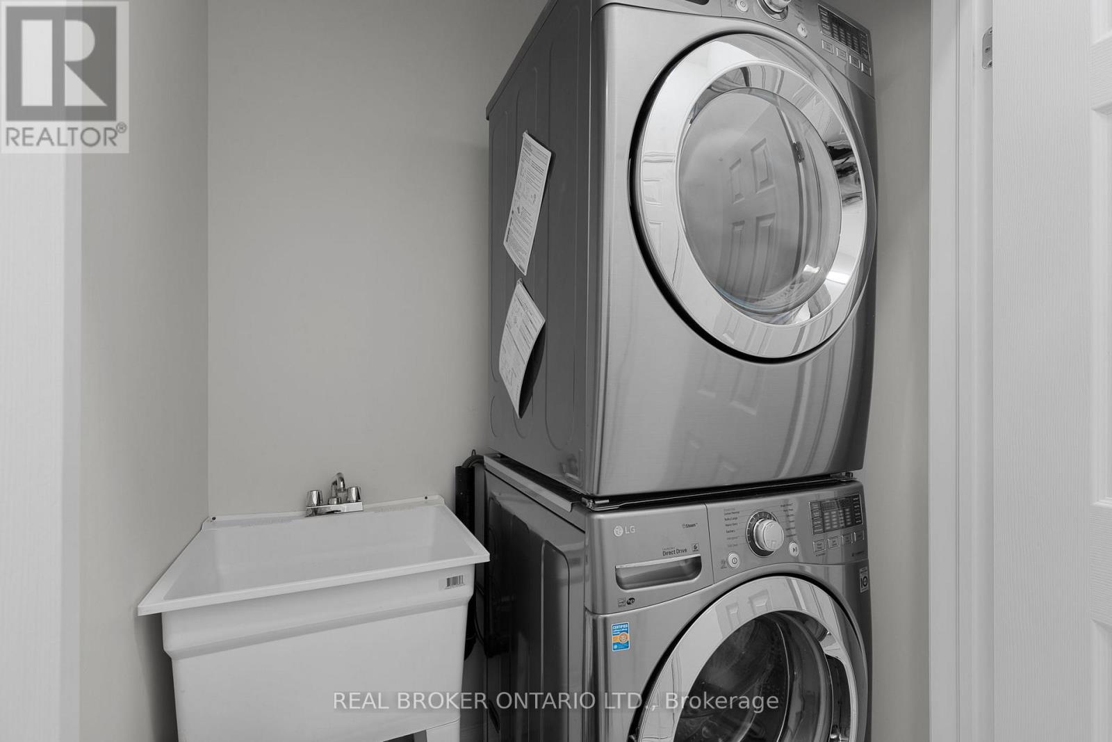 3317 Summerhill Way, Severn (West Shore), Ontario L3V 0E1 - Photo 19 - S12811902