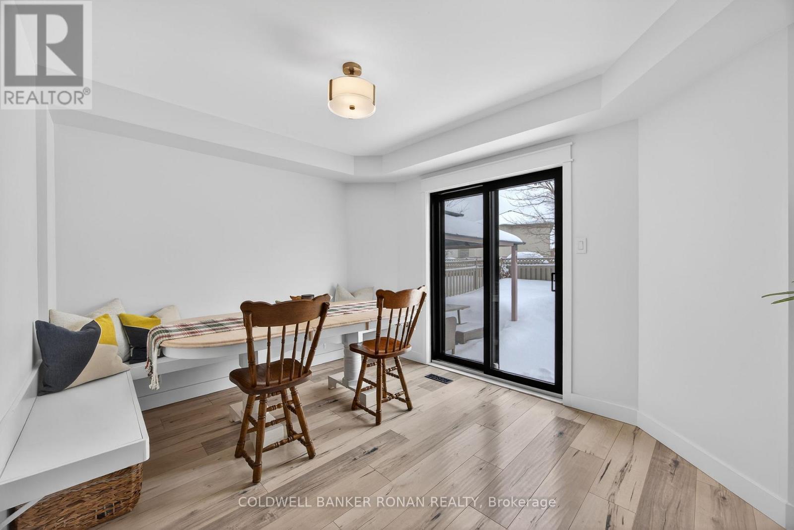 13 Bluegrass Drive, Barrie (Holly), Ontario  L4N 9N9 - Photo 15 - S12811938