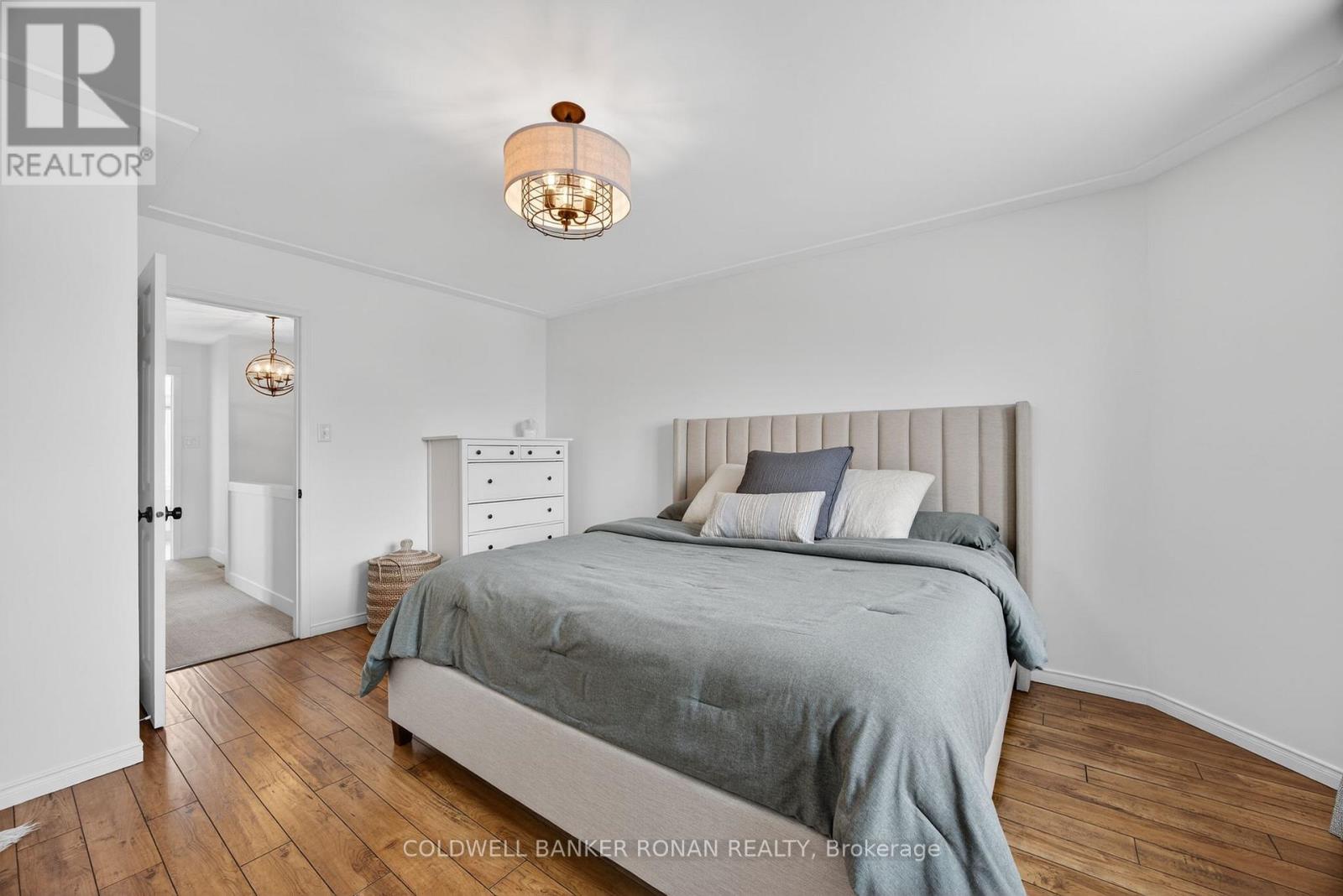 13 Bluegrass Drive, Barrie (Holly), Ontario  L4N 9N9 - Photo 23 - S12811938