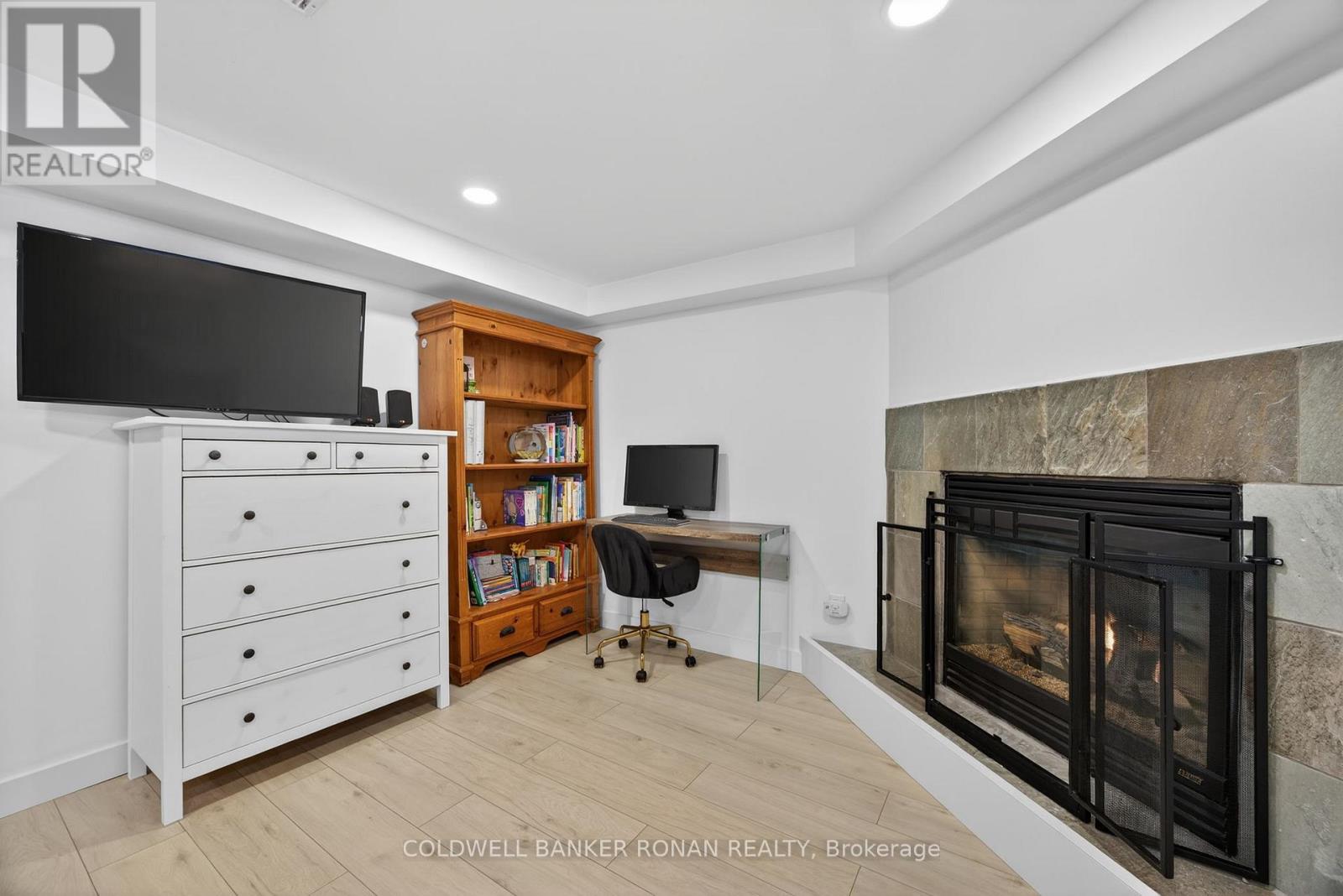 13 Bluegrass Drive, Barrie (Holly), Ontario  L4N 9N9 - Photo 33 - S12811938