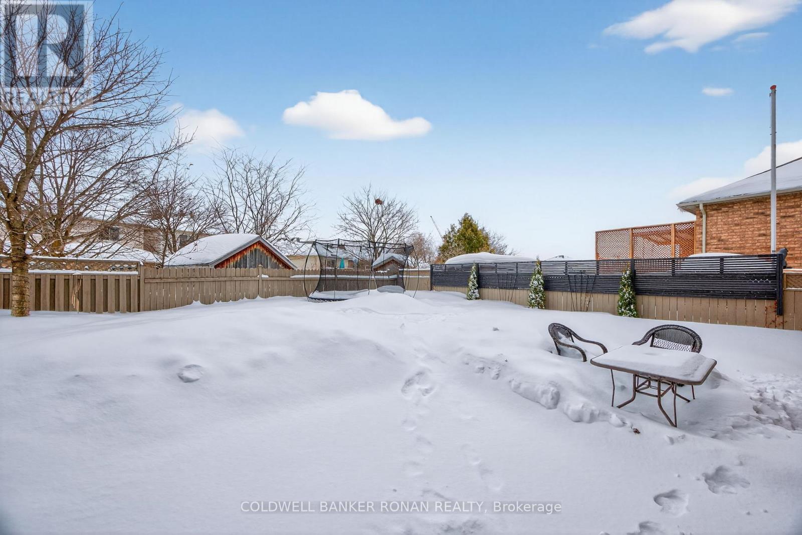 13 Bluegrass Drive, Barrie (Holly), Ontario  L4N 9N9 - Photo 36 - S12811938