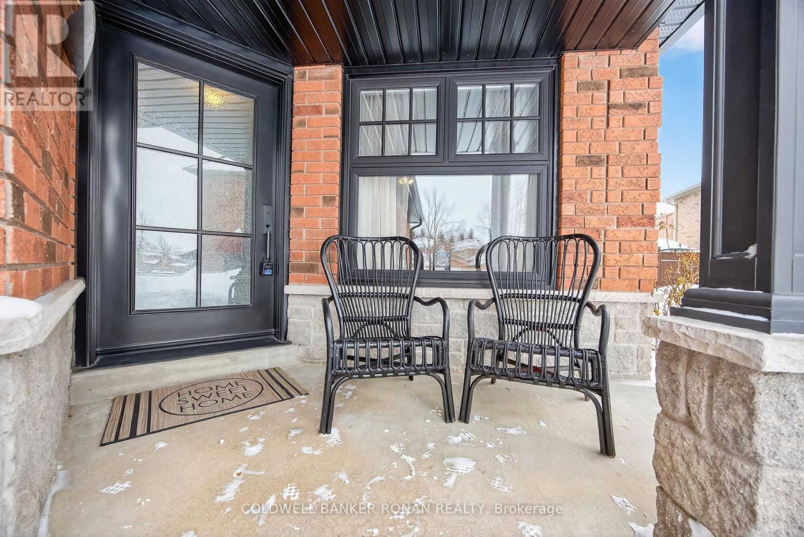 13 Bluegrass Drive, Barrie (Holly), Ontario  L4N 9N9 - Photo 5 - S12811938