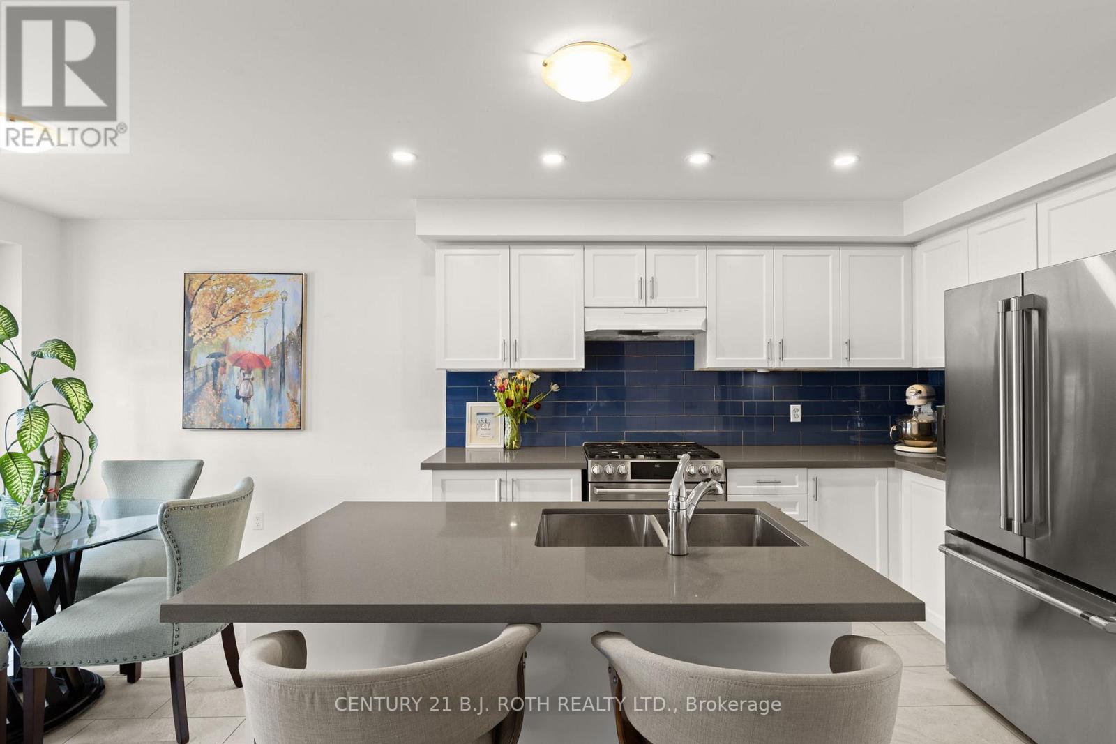 69 Alaskan Heights, Barrie (Holly), Ontario L9J 0H9 - Photo 10 - S12811962