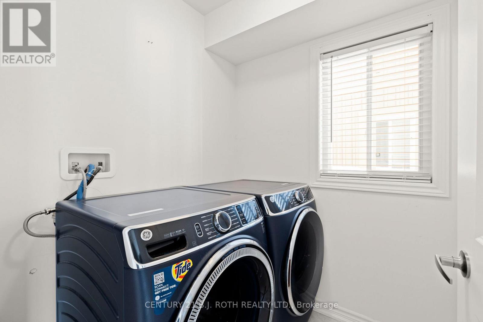 69 Alaskan Heights, Barrie (Holly), Ontario L9J 0H9 - Photo 13 - S12811962