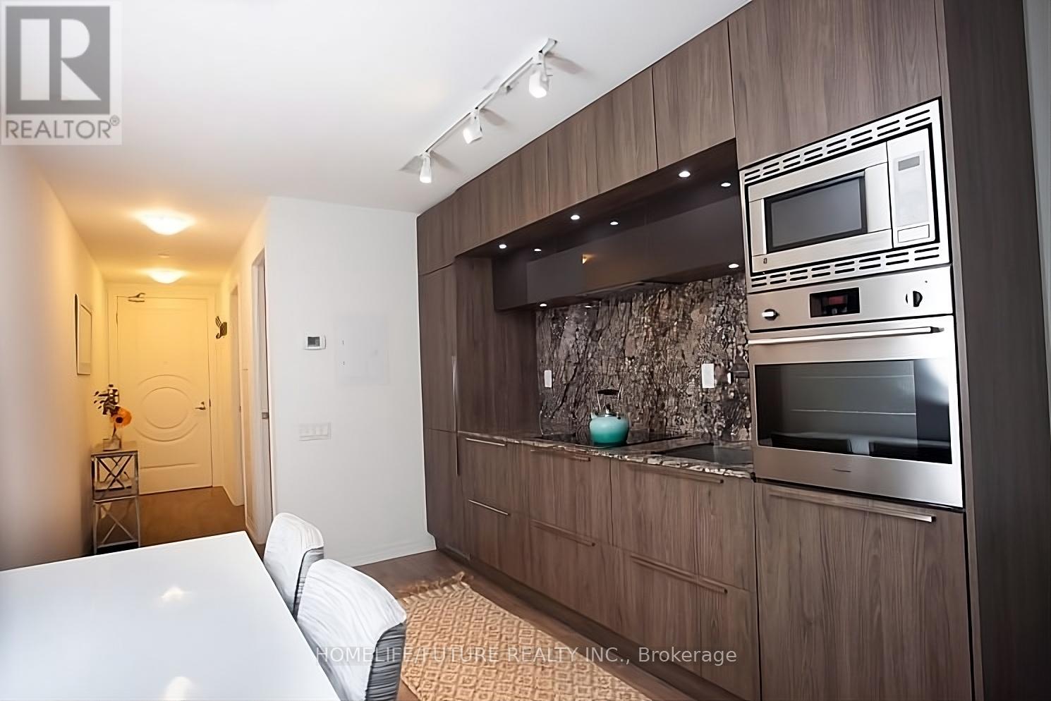 1308 - 88 Blue Jays Way, Toronto, Ontario  M5G 2G3 - Photo 7 - C12688544