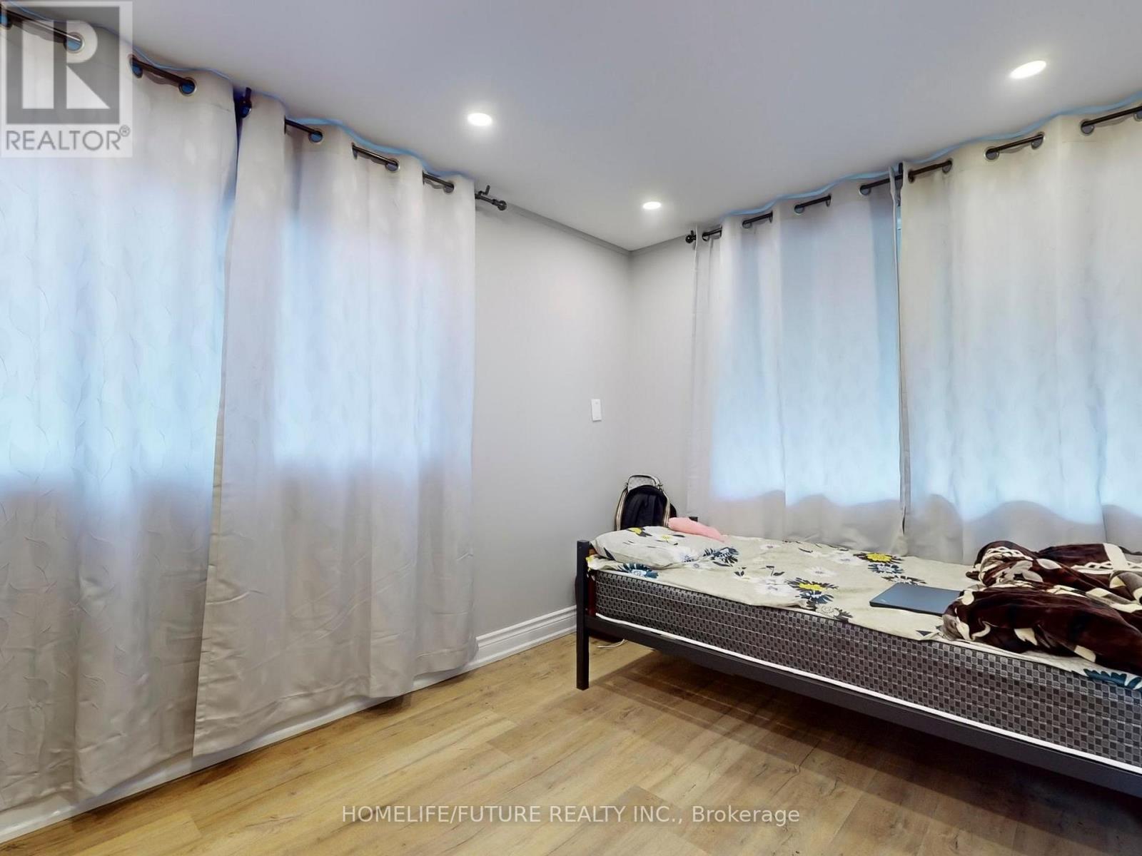 1500 Simcoe Street N, Oshawa, Ontario  L1G 4X7 - Photo 15 - E12357897