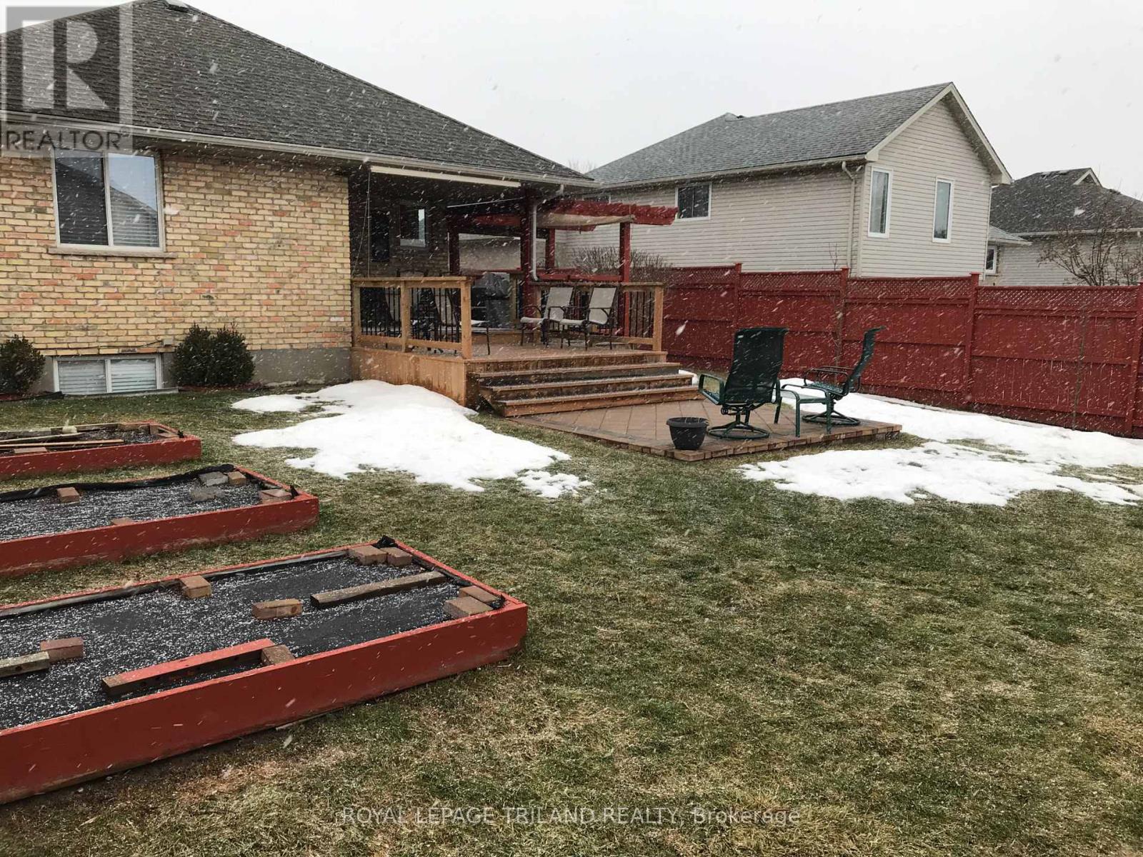 53 Edgewell Crescent, Central Elgin, Ontario  N5P 4K9 - Photo 48 - X12712374