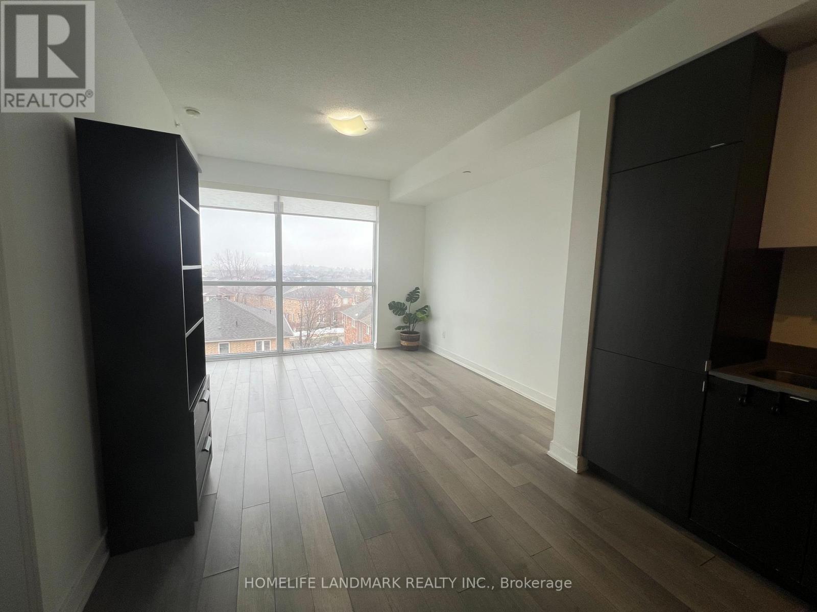 D414 - 5220 Dundas Street, Burlington, Ontario L7L 0J4 - Photo 7 - W12656620