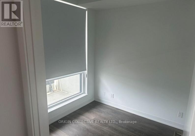 B1001 - 7950 Bathurst Street, Vaughan, Ontario  L4J 0L4 - Photo 3 - N12811638