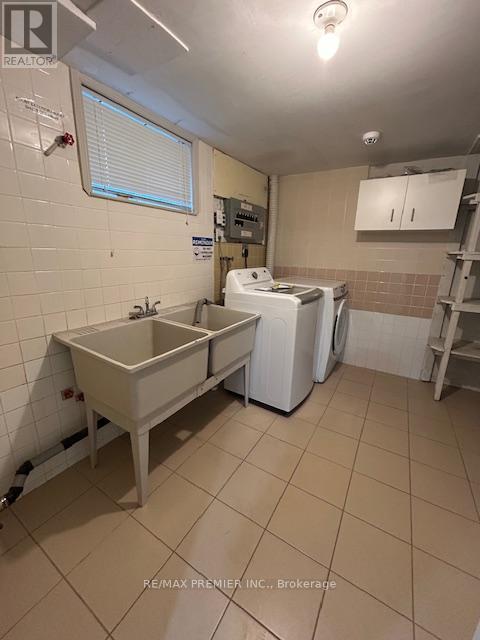 20 Jacinta Drive, Toronto, Ontario  M6L 1H5 - Photo 24 - W12811590