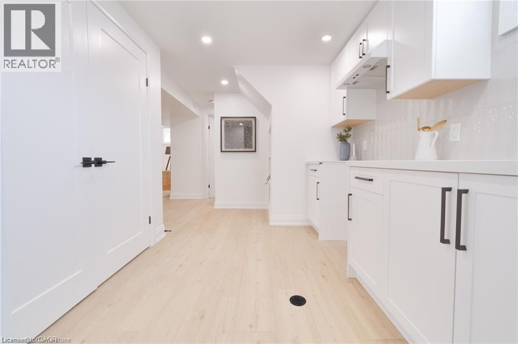 221 Federal Street Unit# Lower, Stoney Creek, Ontario  L8E 1P2 - Photo 6 - 40805883