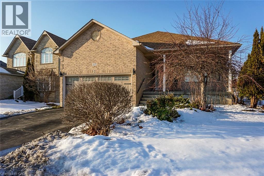 37 Watson Crescent, Ayr, Ontario  N0B 1E0 - Photo 1 - 40805761