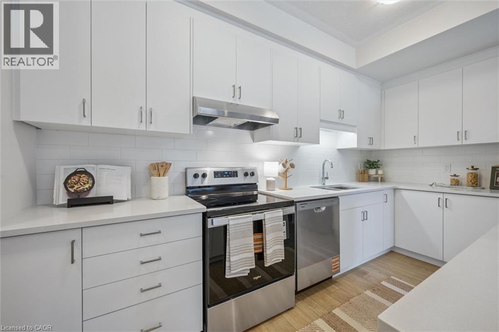 137 Reverie Way, Kitchener, Ontario  N2E 0K5 - Photo 5 - 40805029