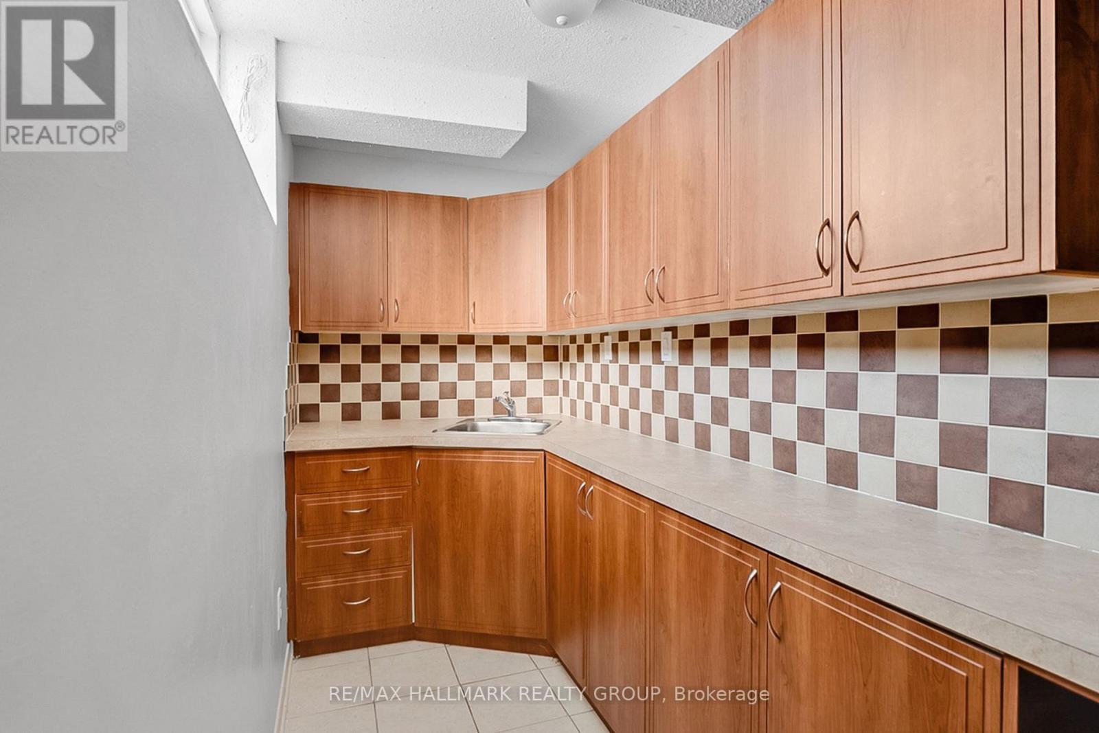 45 Rialto Way, Ottawa, Ontario  K1T 4B1 - Photo 31 - X12807476